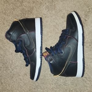 Sample NBA x Nike SB Dunk High Cleveland Cavaliers Size 6